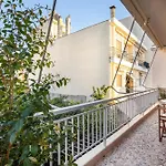 Lägenhet A Cozy Modern With Sunny Balcony Near Center Kalamata