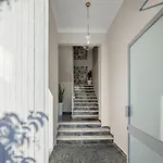 A Cozy Modern With Sunny Balcony Near Center *