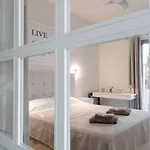 A Cozy Modern With Sunny Balcony Near Center * Kalamata
