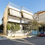 A Cozy Modern With Sunny Balcony Near Center Kalamata