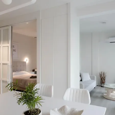 Appartement Brand New Spotless 1Br 5 Min Walk To Center Garden Balcony Ehomes Greece *