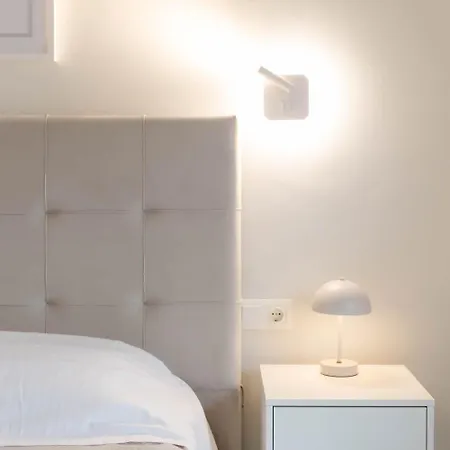 Brand New Spotless 1Br 5 Min Walk To Center Garden Balcony Ehomes Greece