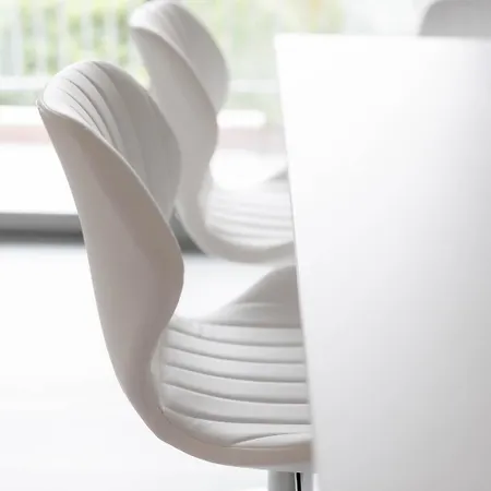 Daire Brand New Spotless 1Br 5 Min Walk To Center Garden Balcony Ehomes Greece Kalamata