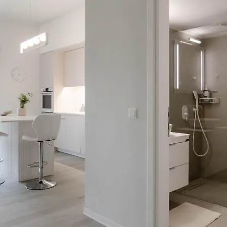 Brand New Spotless 1Br 5 Min Walk To Center Garden Balcony Ehomes Greece Kalamata