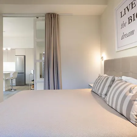 Apartment A Cozy Modern With Sunny Balcony Near Center Kalamata