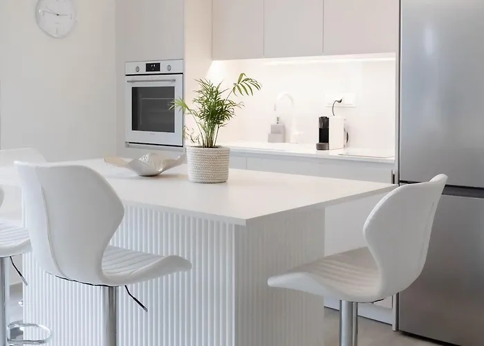 Modern 1Br Apartment Sunny Balcony 10Min Walk To Kalamata Center Διαμέρισμα