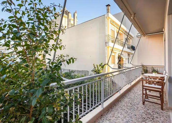 Apartment A Cozy Modern With Sunny Balcony Near Center Kalamata